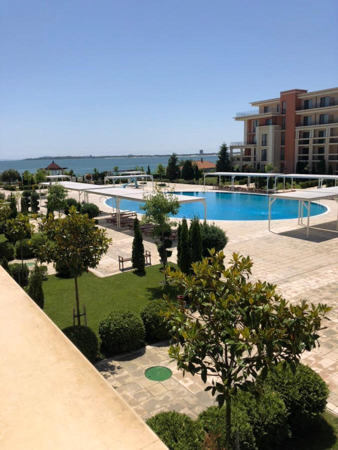 Private Apartment 156 In Prestige Fort Beach Свети Влас Екстериор снимка