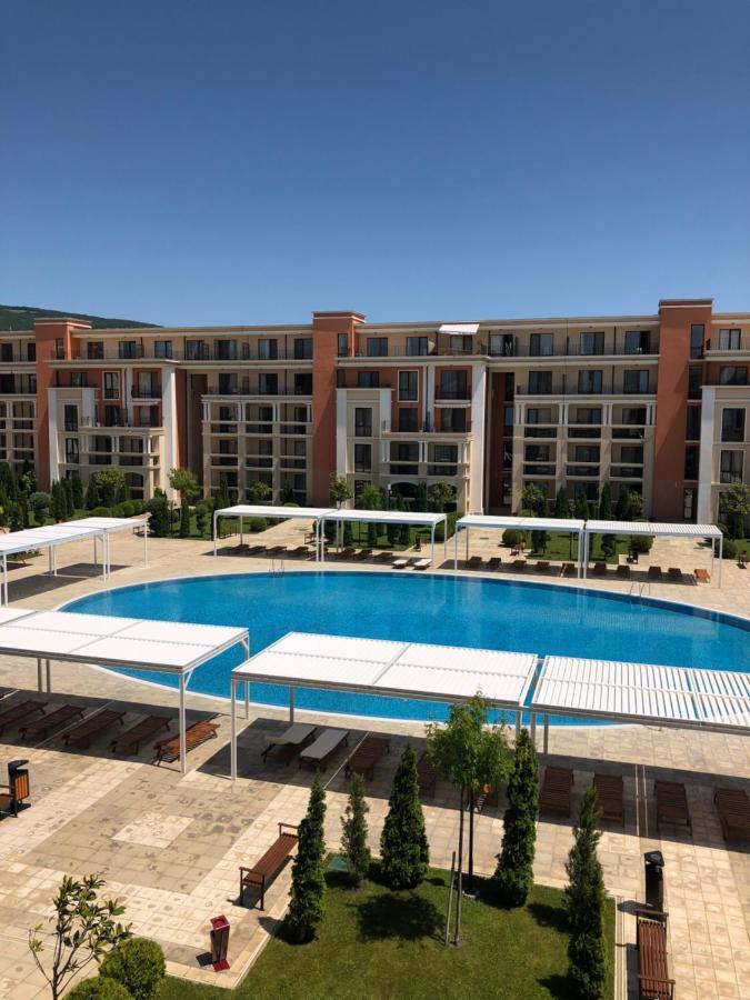 Private Apartment 156 In Prestige Fort Beach Свети Влас Екстериор снимка